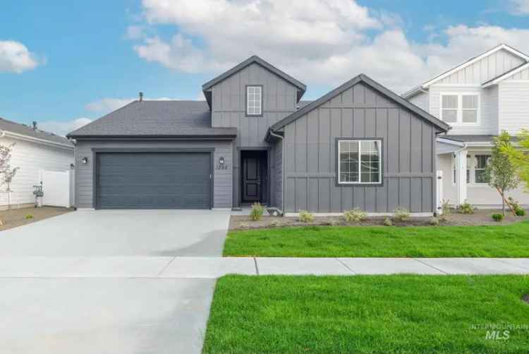 Single-family house For Sale in 8335, South Cobalt Sky Avenue, Meridian, Idaho