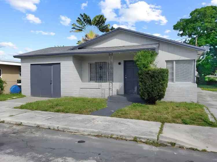 Single-family house For Sale in 721, 21st Street, West Palm Beach, Florida