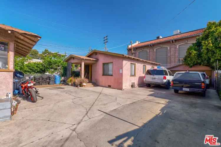 Multi-family house For Sale in 5851, La Mirada Avenue, Los Angeles, California