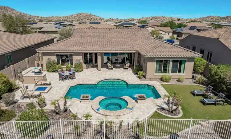 Single-family house For Sale in 18111, West Desert Sage Drive, Goodyear, Arizona