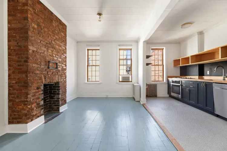 Sun-Drenched 2-Bedroom Apartment in Prime Brooklyn Location