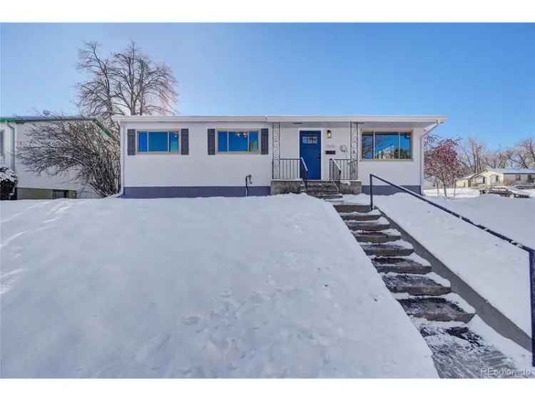 Single-family house For Sale in 2505, East San Miguel Street, Colorado Springs, Colorado