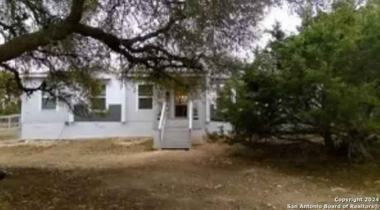 Single-family house For Sale in 231, Private Road 1502, Texas