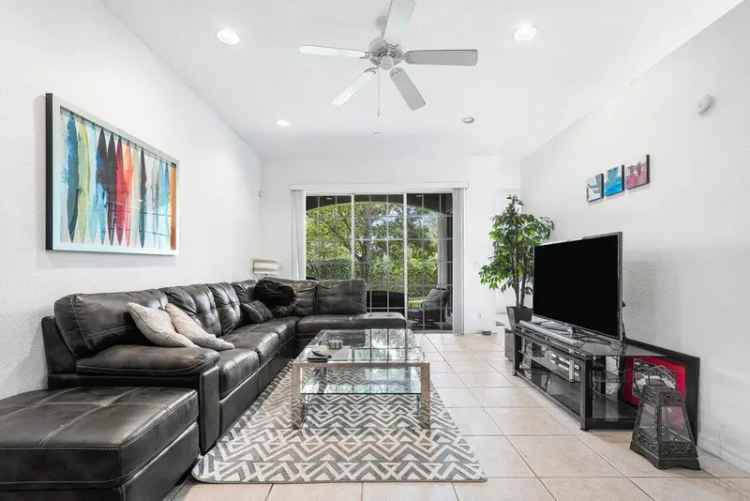 House For Sale in Boynton Beach, Florida