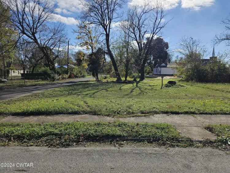 Land For Sale in 124, Jackson Street, Jackson, Tennessee