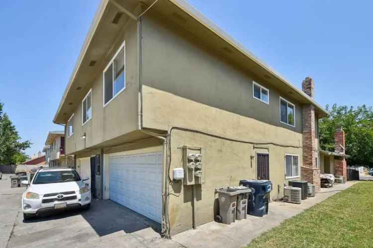 Multi-family house For Sale in Sacramento, California