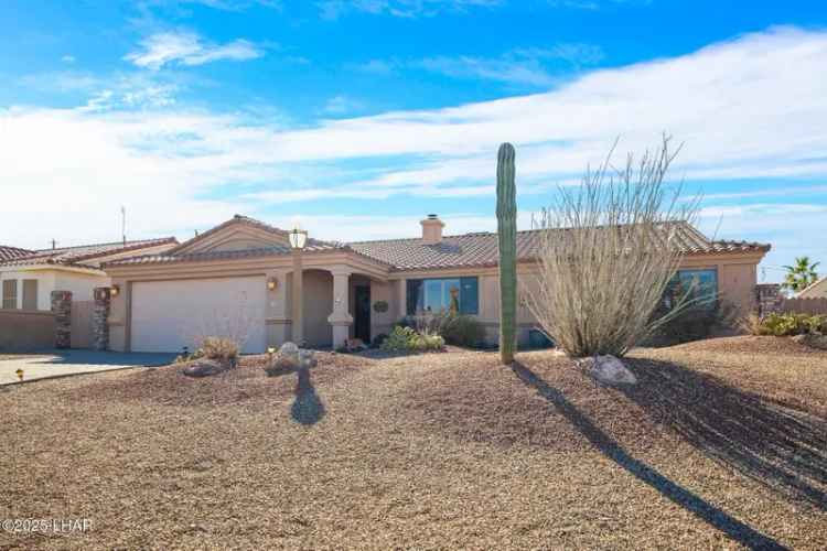 Single-family house For Sale in 1950, Crescent Drive, Lake Havasu City, Arizona