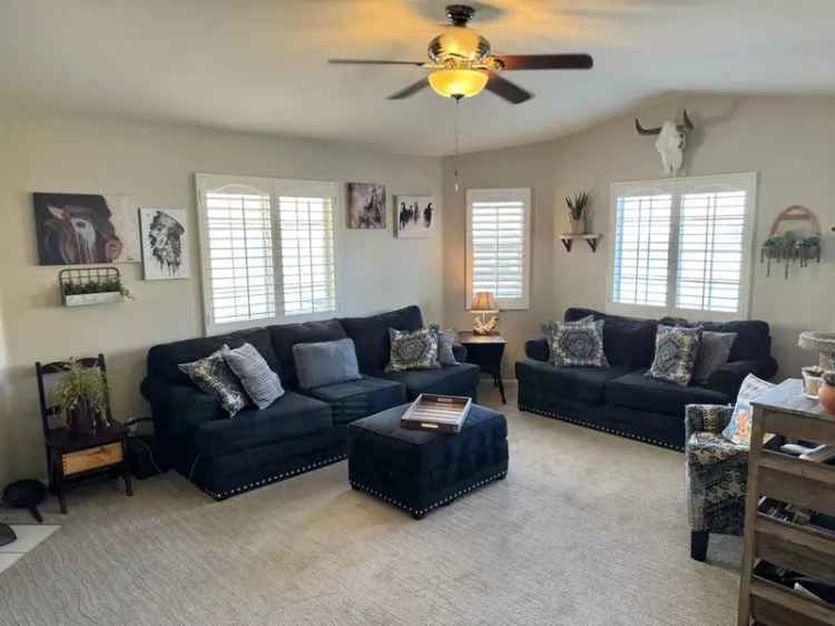 Single-family house For Sale in 54205, Avenida Alvarado, La Quinta, California