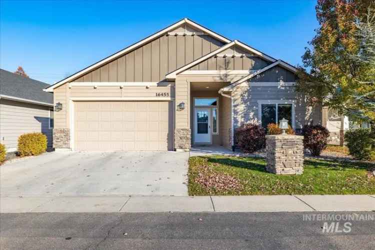 Single-family house For Sale in 16455, North Greens Court, Nampa, Idaho