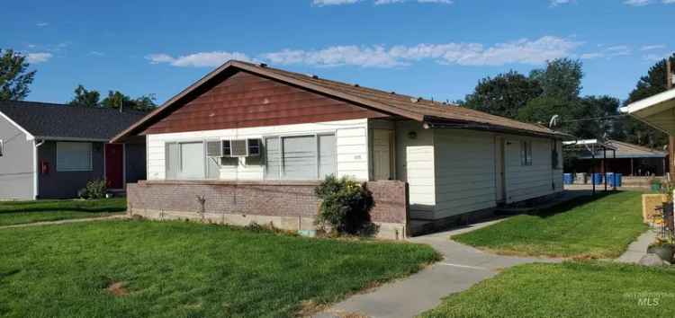 Multi-family house For Sale in 1215, South Elder Street, Nampa, Idaho