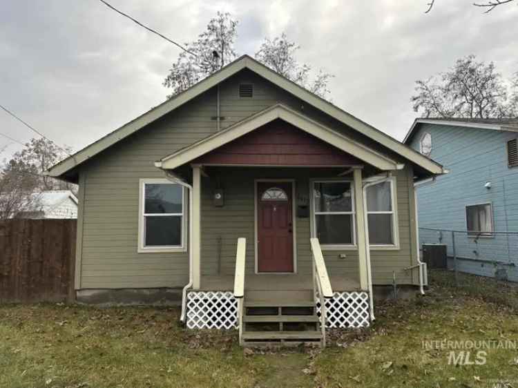 Single-family house For Sale in 2412, 8th Avenue, Lewiston, Idaho