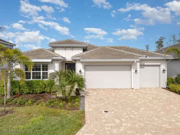 Single-family house For Sale in Bonita Springs, Florida