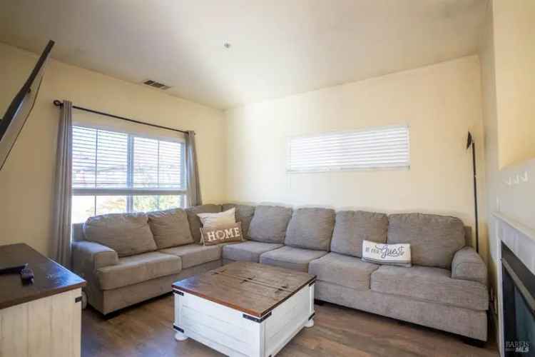 Condo For Sale in 16, Bridgegate Way, Napa, California