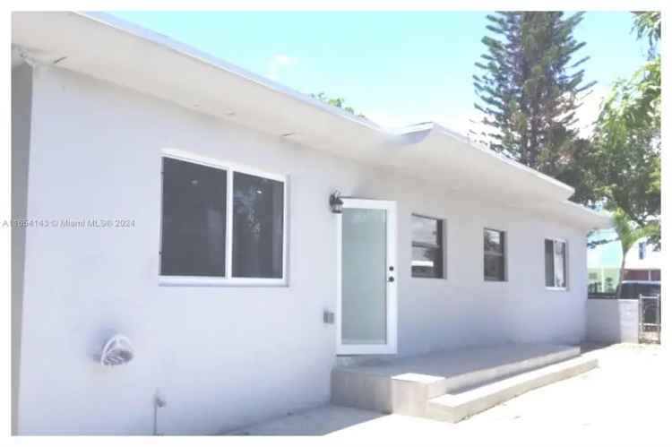 Multi-family house For Sale in 3181, Northwest 5th Avenue, Miami, Florida