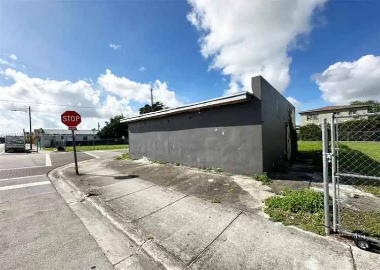 Land For Sale in 6840, Northwest 15th Avenue, Miami, Florida