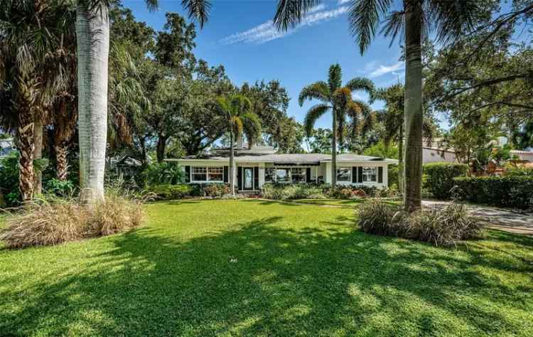 Single-family house For Sale in 311, Sunset Drive North, Saint Petersburg, Florida