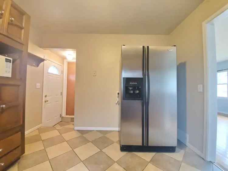 3 Bed 2 Bath Home for Rent - Updated Kitchen and Baths