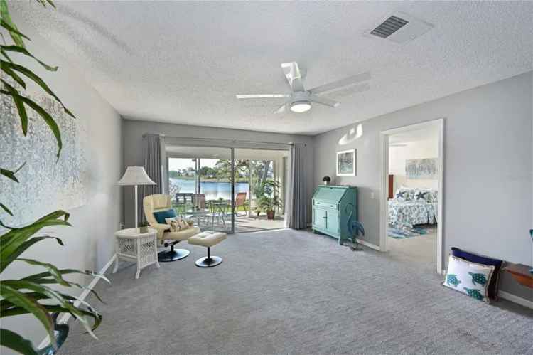 Condo For Sale in Bradenton, Florida