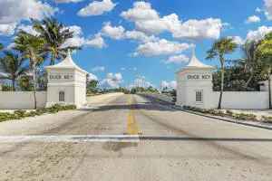 Land For Sale in 123, Bimini Drive, Florida