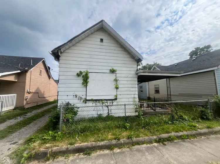 Single-family house For Sale in 2327, Hoyt Avenue, Indianapolis, Indiana