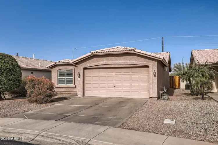 Single-family house For Sale in 1486, East Augusta Avenue, Chandler, Arizona