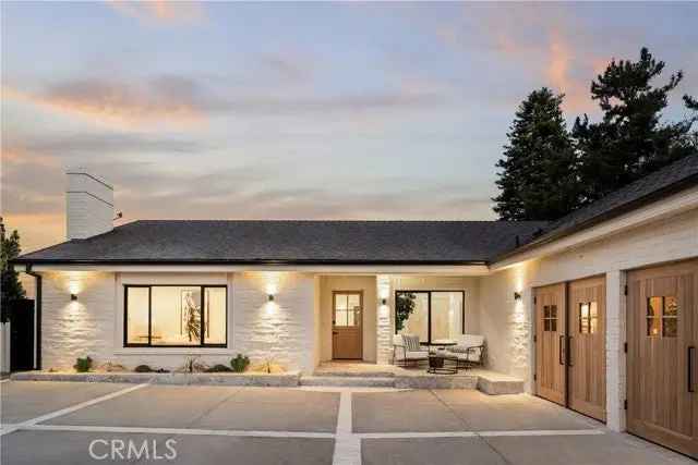 Single-family house For Sale in 10842, Alta View Drive, Los Angeles, California