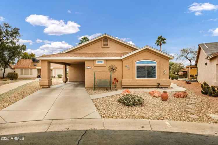 Single-family house For Sale in 6892, South Lake Forest Court, Chandler, Arizona