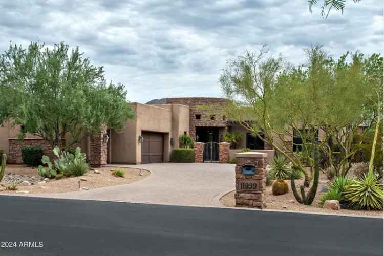 Single-family house For Sale in 11999, North 119th Street, Scottsdale, Arizona