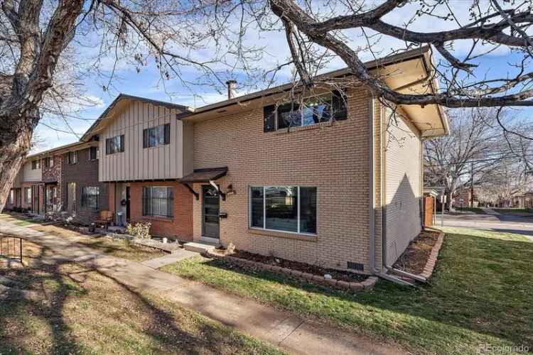 Condo For Sale in 534, South Xenon Court, Lakewood, Colorado