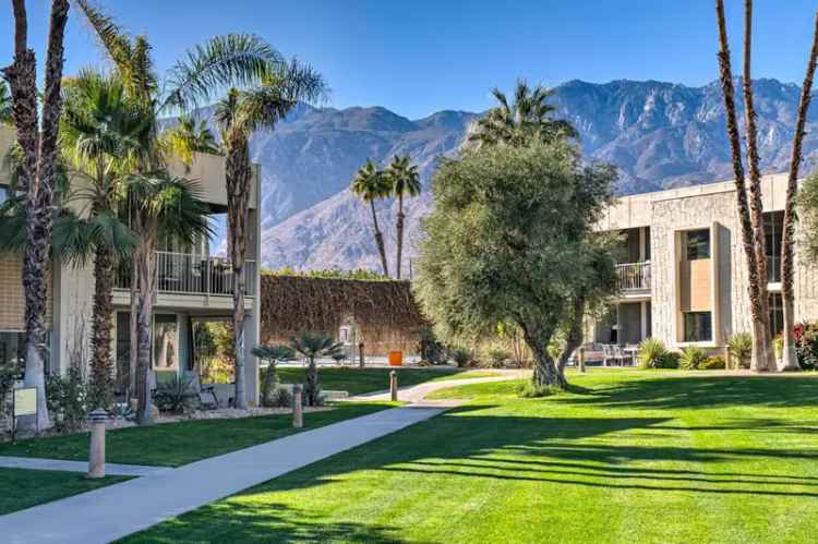 Condo For Sale in 455, Desert Lakes Drive, Palm Springs, California