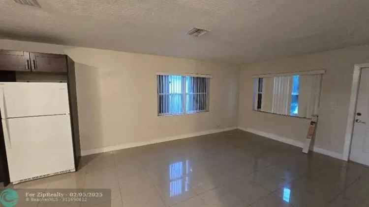 Single-family house For Sale in 525, Northwest 15th Terrace, Fort Lauderdale, Florida