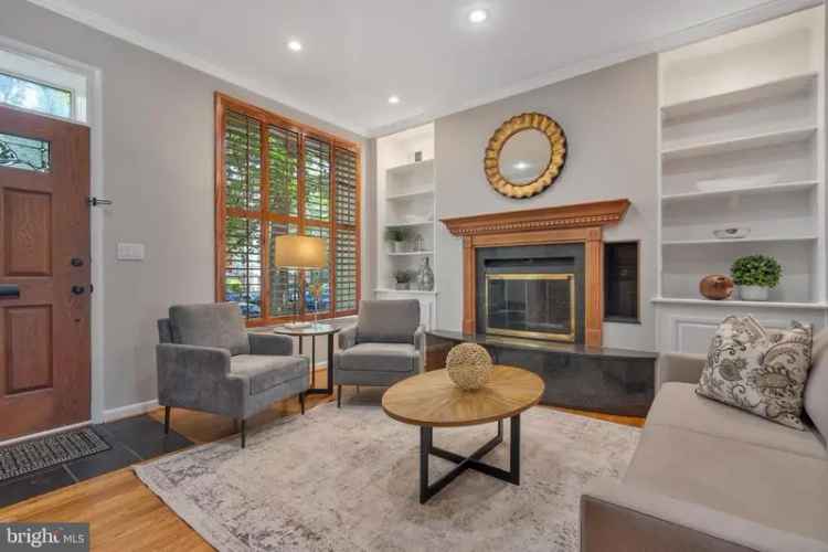 House For Sale in 620, 3rd Street Northeast, Washington, District of Columbia