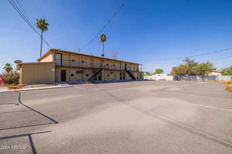 Multi-family house For Sale in 7108, North 80th Avenue, Glendale, Arizona