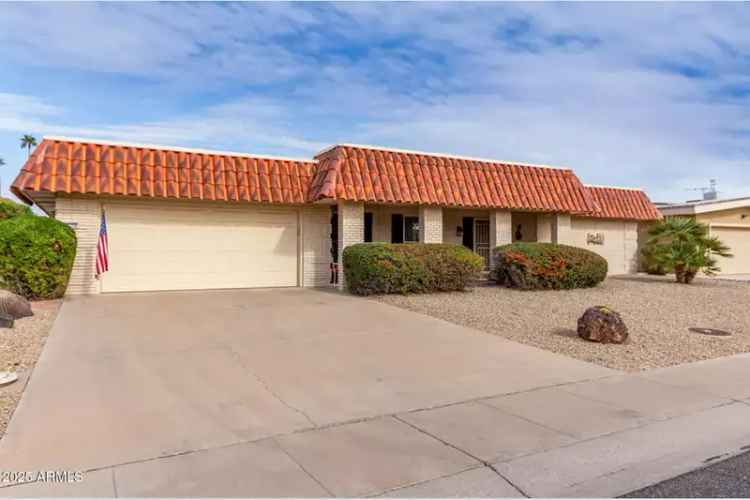 Single-family house For Sale in 10726, West Palmeras Drive, Sun City, Arizona