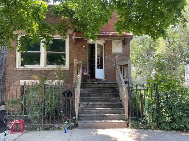 Single-family house For Sale in 1818, South Harding Avenue, Chicago, Illinois