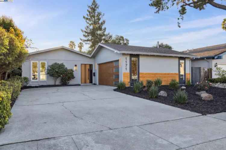 Single-family house For Sale in 1171, Ironstone Court, San Jose, California