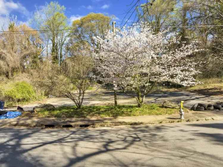 Land For Sale in 1075, Osborne Street Southwest, Atlanta, Georgia