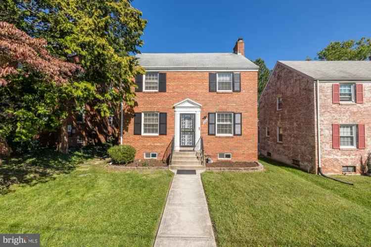 Single-family house For Sale in 1608, Buchanan Street Northeast, Washington, District of Columbia