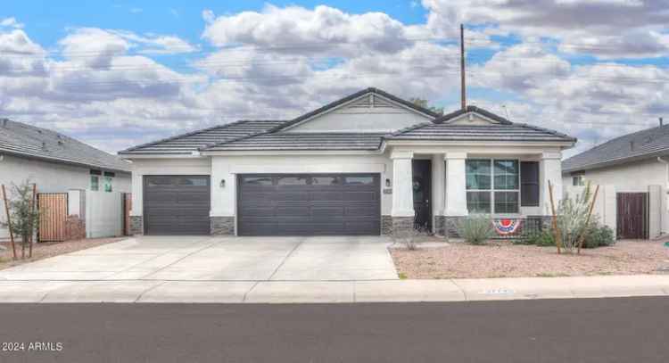 Single-family house For Sale in 37745, West San Sisto Avenue, Maricopa, Arizona