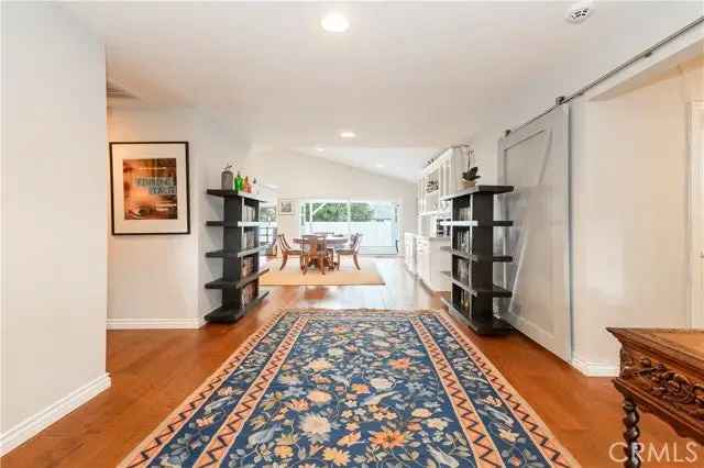 Single-family house For Sale in 17343, Martha Street, Los Angeles, California