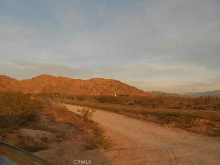 Land For Sale in Apple Valley, California