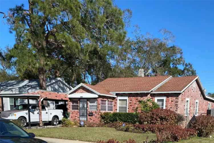 Single-family house For Sale in 2504, Highland Street South, Saint Petersburg, Florida