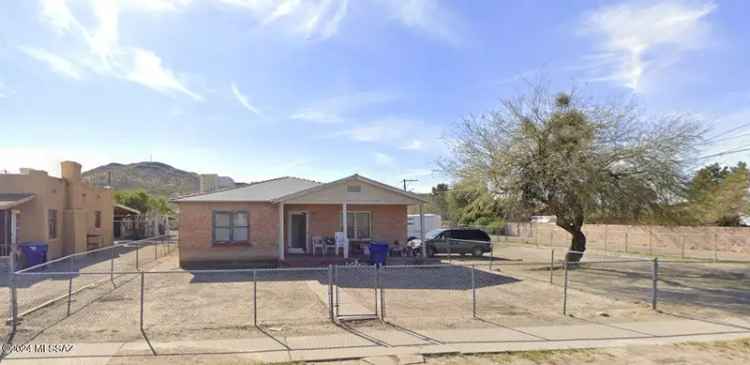 Single-family house For Sale in 28, South Palomas Avenue, Tucson, Arizona