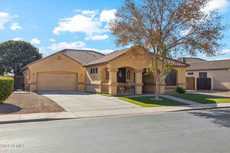 Single-family house For Sale in 21429, East Bonanza Way, Queen Creek, Arizona