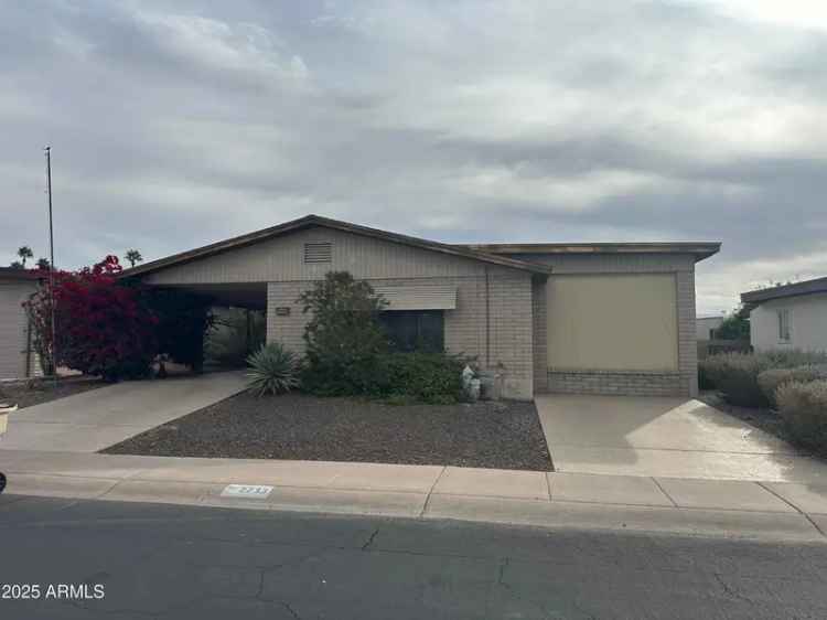 Single-family house For Sale in 2233, North Middlecoff Drive, Mesa, Arizona