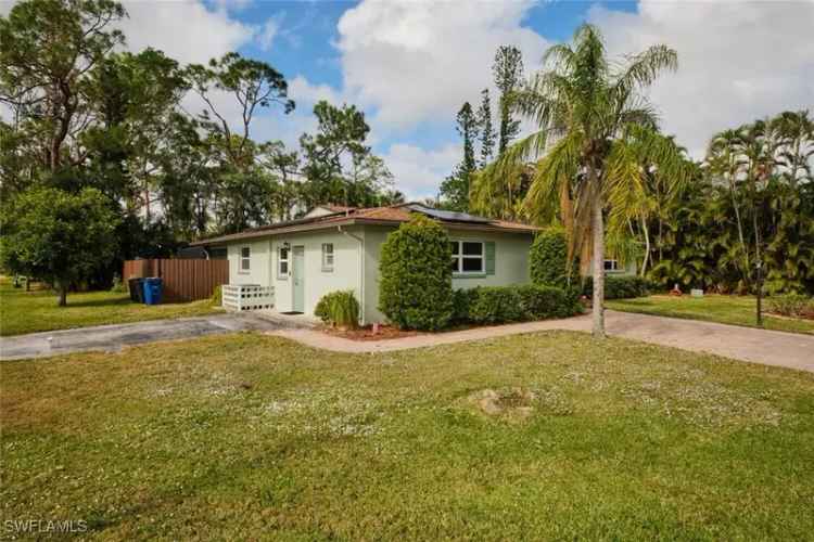 Single-family house For Sale in 8955, Crest Lane, Villas, Florida