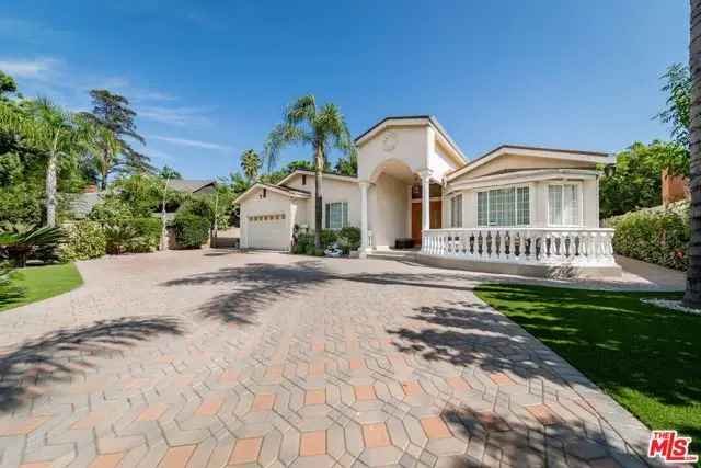 Single-family house For Sale in Los Angeles, California