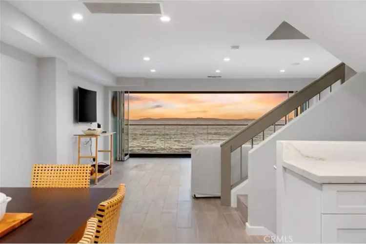 House For Sale in Laguna Beach, California