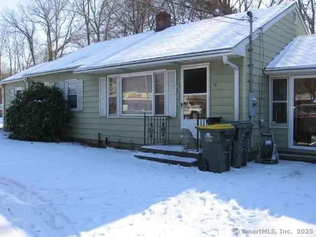 Single-family house For Sale in 38, New Haven Road, Seymour, Connecticut