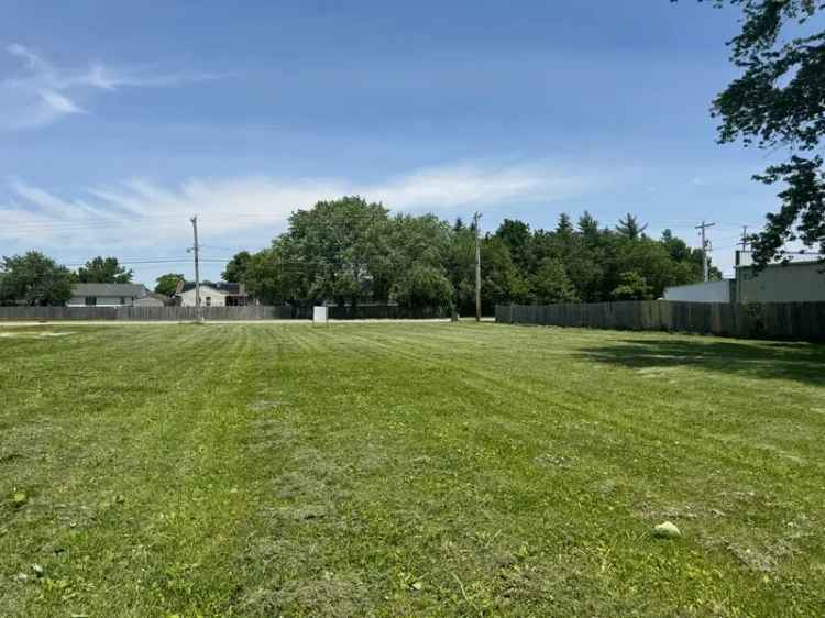 Land For Sale in 3013, West Bradley Avenue, Champaign, Illinois